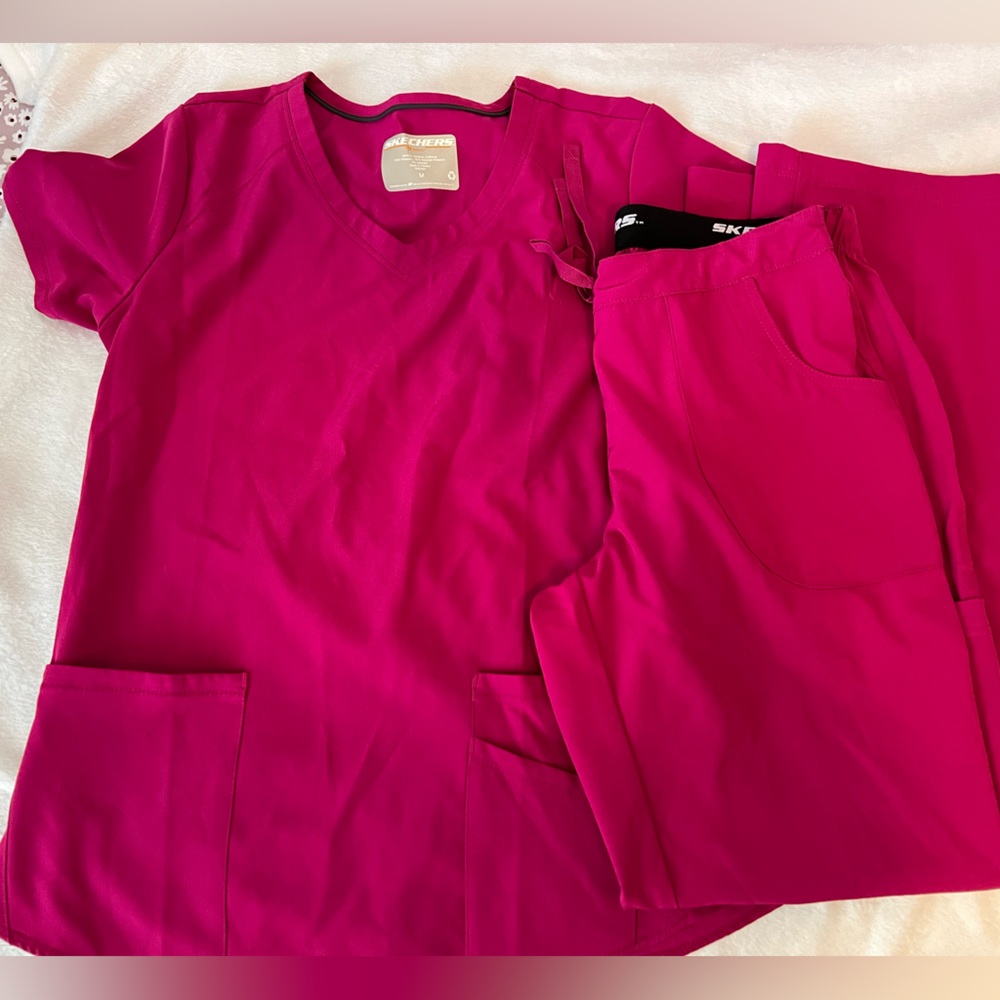 Skechers Women's Fuchsia Scrub Set